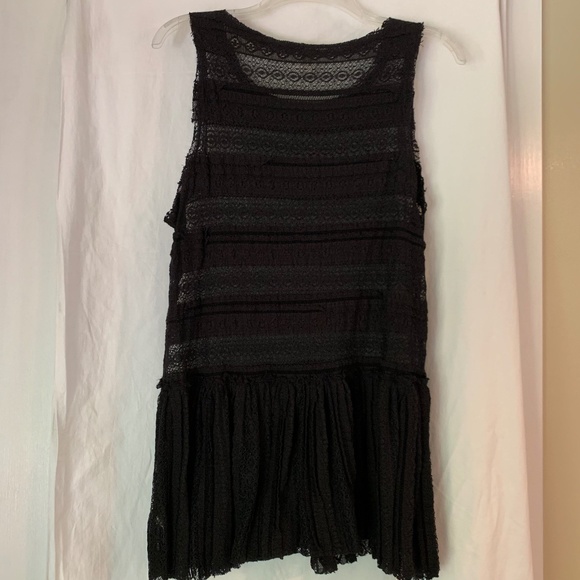 Intimately Free People black pucker lace cami/tank top - Picture 4 of 6